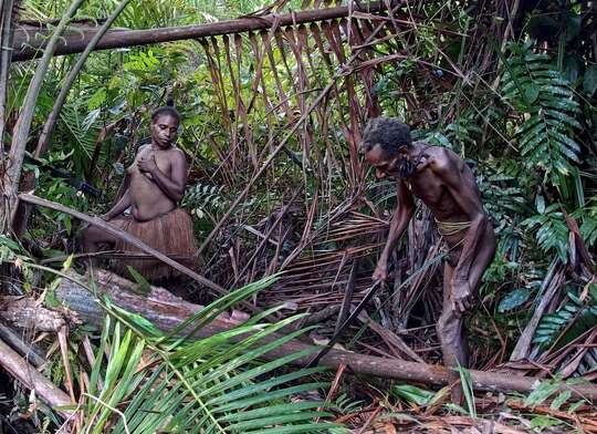 Klub Podróżnika: Papua - ostatni kanibale. Przekraczając granice cywilizacji.