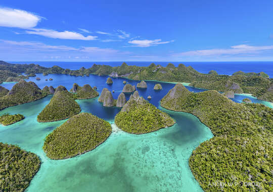 Klub Podróżnika: Raja Ampat - raj na końcu świata